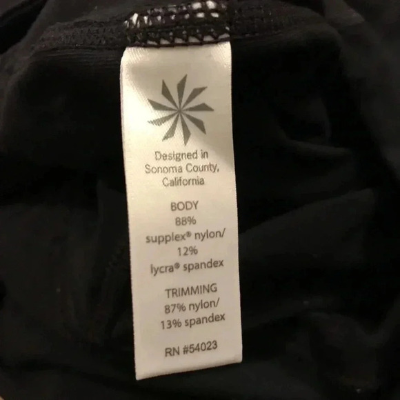 Athleta Capri Criss Cross Chaturanga Leggings - Picture 6 of 11